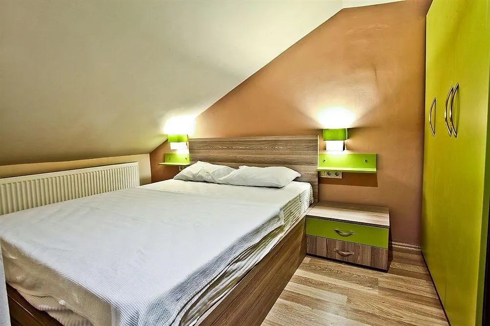 *** Apart Otel Balat Suites İstanbul Türkiye